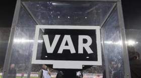 پاسخ فدراسیون فوتبال درباره حواشی‌های VAR