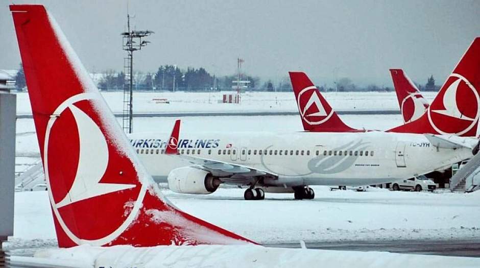 توقف پروازهای فرودگاه استانبول به دلیل برف