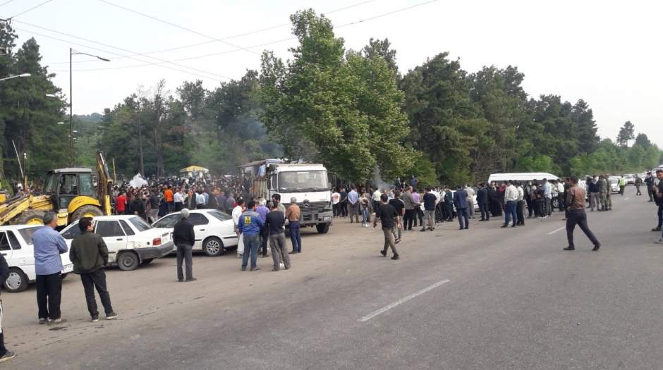پایان سه هفته تحصن اهالی سراوان با دخالت نیروی انتظامی