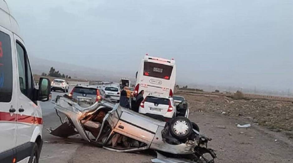 واژگونی مرگبار پژو ۴۰۵ در محور نیکشهر