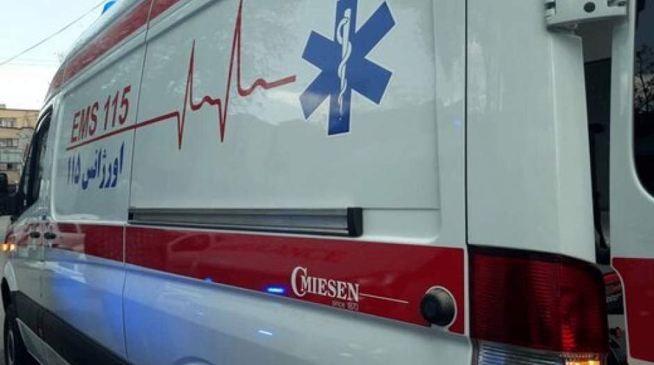 آسیب به چرخ‌های آمبولانس اورژانس باعث فوت کودک ۲ ساله شد