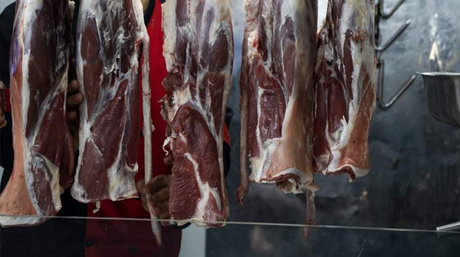 قیمت گوشت قرمز ۵ تیر ۱۴۰۱/حجم خرید گوشت کاهش یافت