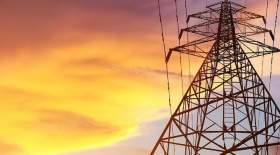 آیا کشور با کمبود برق مواجه است؟