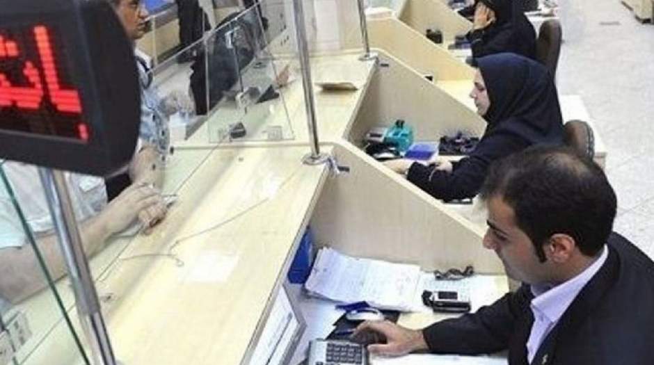 بانک‌ها و بورس فردا تعطیل نیستند