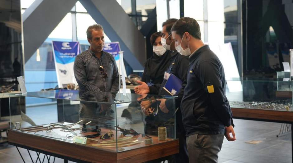نمایش توان خودکفایی و بومی سازی قطعات خودرو در نمایشگاه خودکفایی صنایع تولیدی کروز