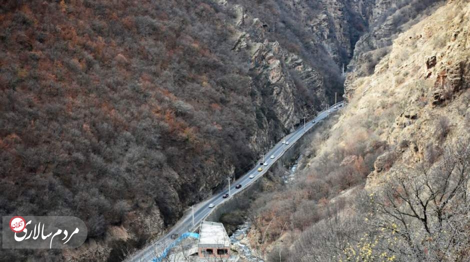 زیبایی جاده چالوس در اواخر پاییز  