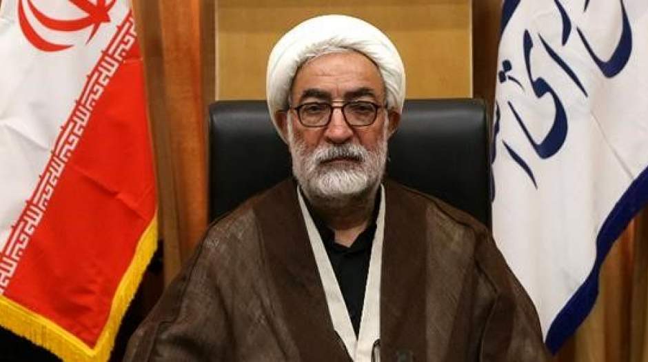غرب در برابر عربستان که افراد را با ارّه می‌کشد خفه خون گرفته است
