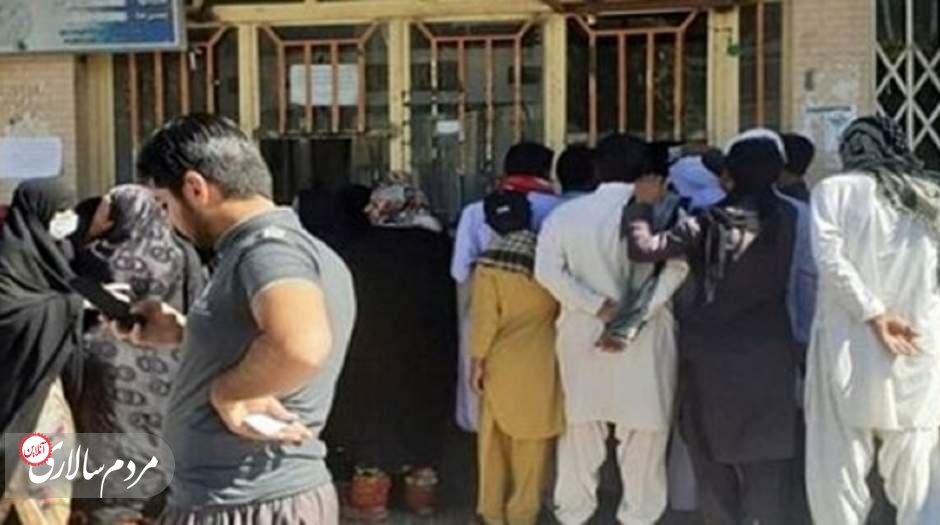 اعتراضات مردمی،دلیل صف‌های طولانی خرید نان در زاهدان!