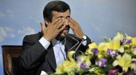 محمود احمدی نژاد سکوتش را نمی شکند