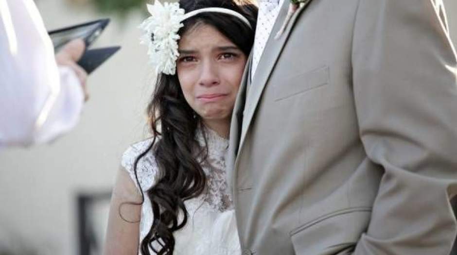 ازدواج غم انگیز دختر 11 ساله با پدرش
