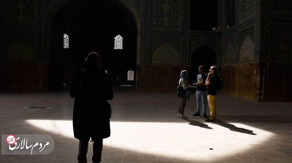 مسافران خارجی می‌ترسند به ایران سفر کنند