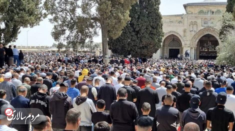 اقامه نماز جمعه توسط ۱۳۰ هزار فلسطینی در مسجدالاقصی