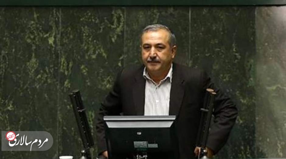 خودروسازان وزارت صمت را اداره می‌کنند