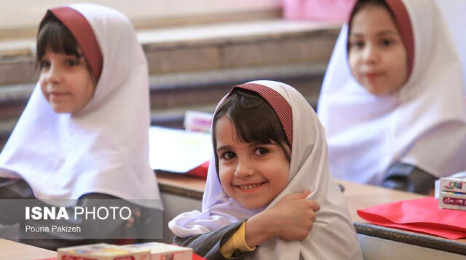 نحوه ثبت‌نام «الکترونیکی» دانش‌آموزان در مدارس/ قبض آب و برق نگیرید