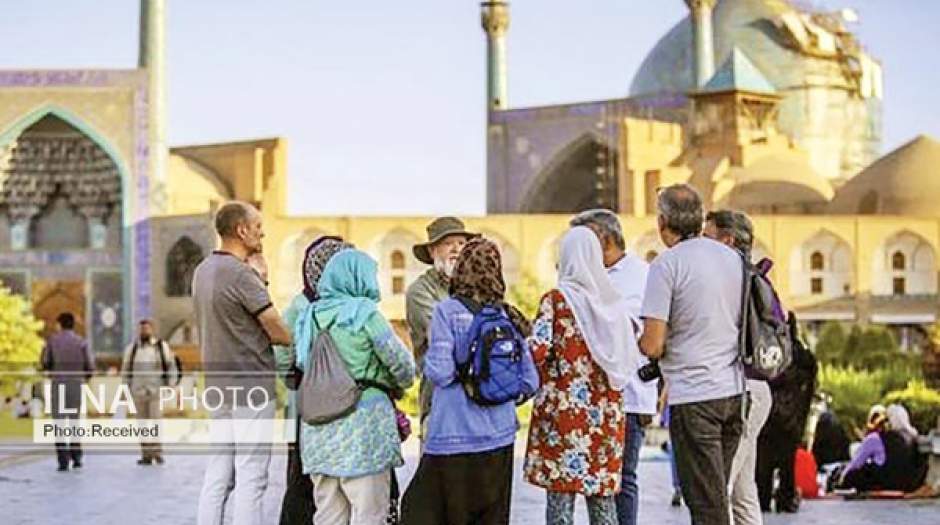 گردشگران چینی و روس اهل خرید نیستند