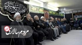ظریف، لاریجانی، جنتی و سایر چهره‌های سیاسی در مراسم عزاداری حسن روحانی