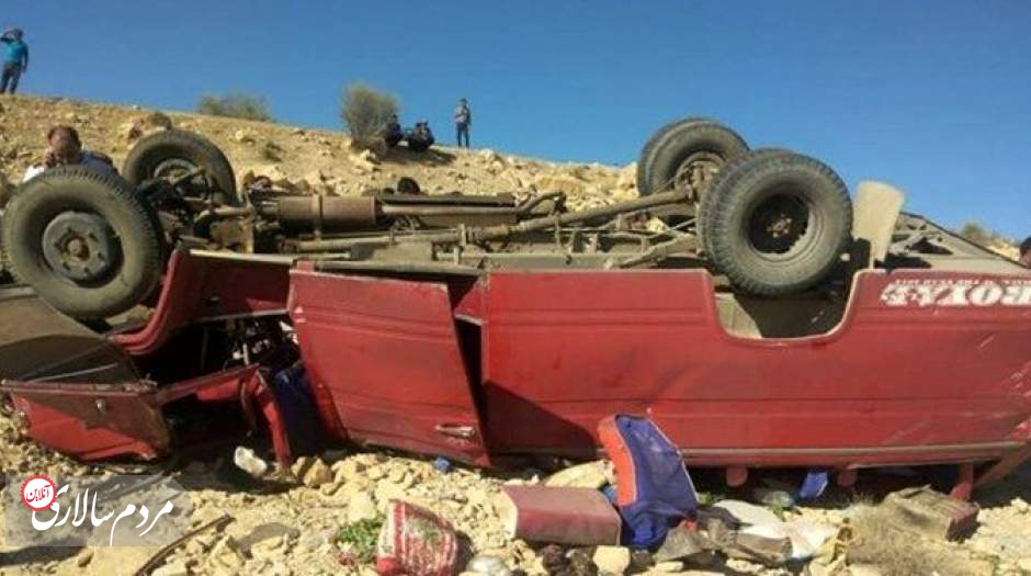 سقوط مرگبار مینی‌بوس به دره