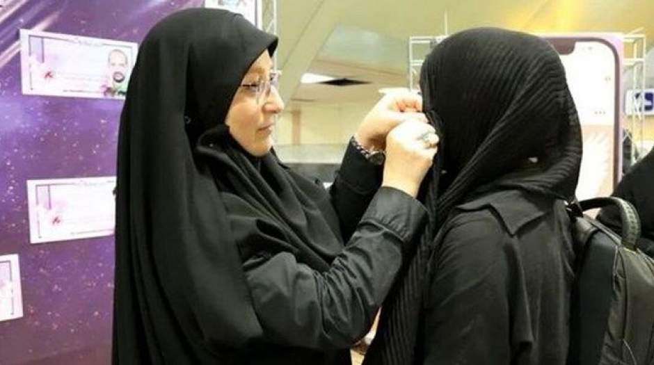 فرض کنیم مردم را مجبور به رعایت حجاب کردید؛ مردم مسلمان‌تر می‌شوند؟