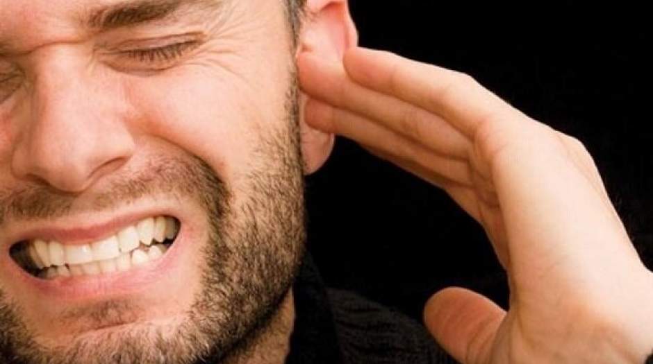 وزوز گوش نشانه ابتلا به تومور گوش است؟