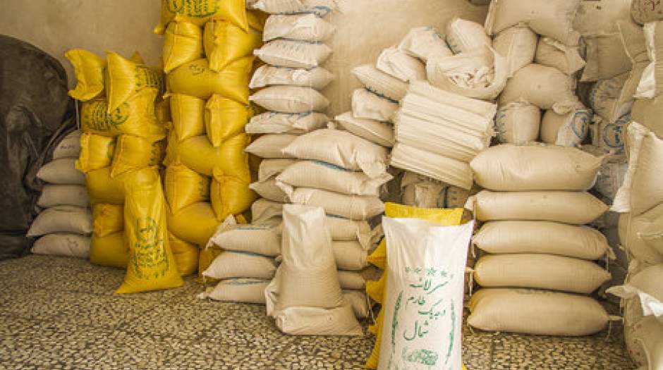 ممنوعیت واردات و توزیع برنج خارجی با وجود برنج در انبارهای کشاورزان