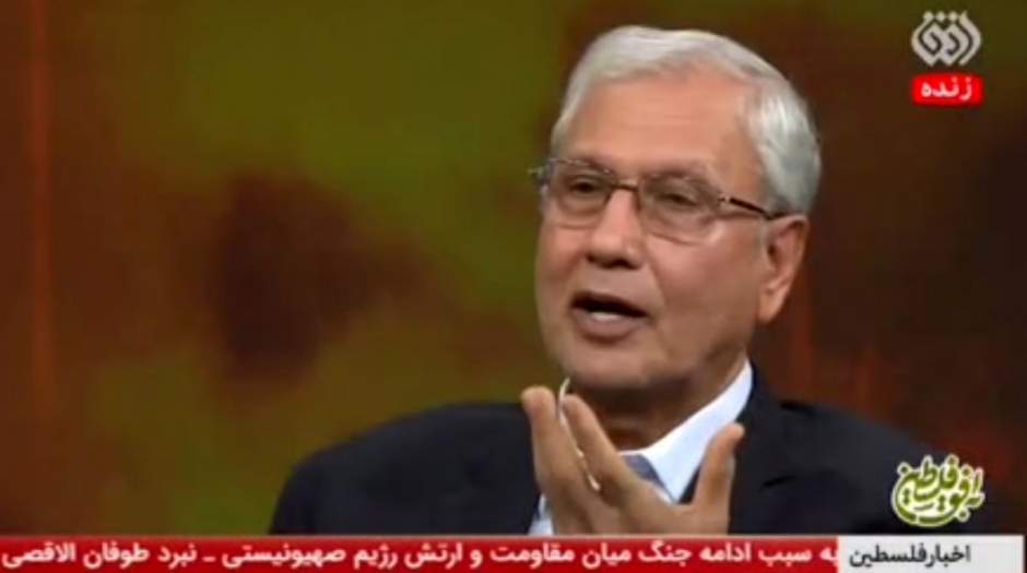 هر کسی دو کلمه حرف می‌زند می‌گویند جاسوس است