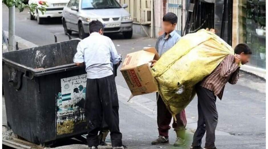 شوکه شدن نماینده مجلس از شنیدن درآمد یک زباله‌گرد