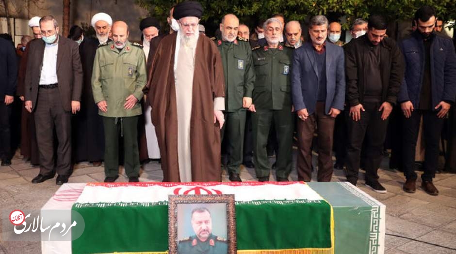 اقامه نماز رهبر انقلاب بر پیکر سردار شهید سید رضی موسوی