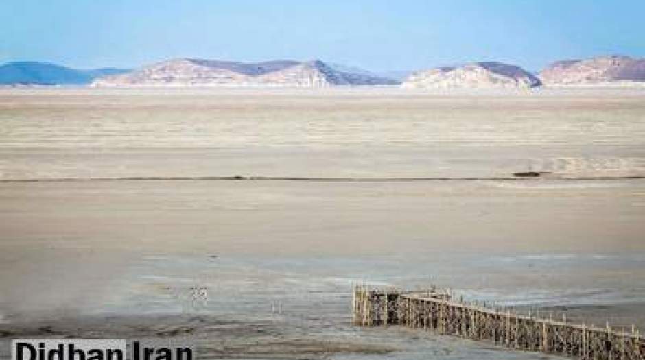 تایید مالچ‌پاشی در دریاچه ارومیه و احتمال تداوم آن