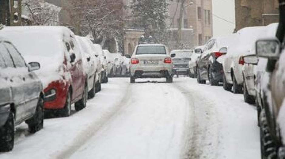 زمستان دیرهنگام در ماه آخر سال