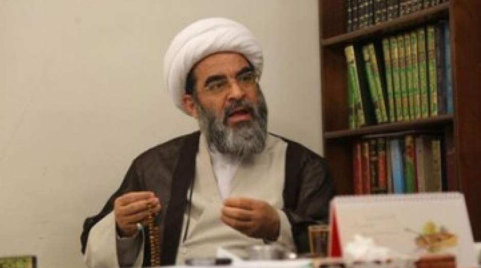 آیت الله فاضل لنکرانی: این مجلس که دائما مالیات را بالا می برد و گرانی را بیشتر می کند قابل دفاع است؟