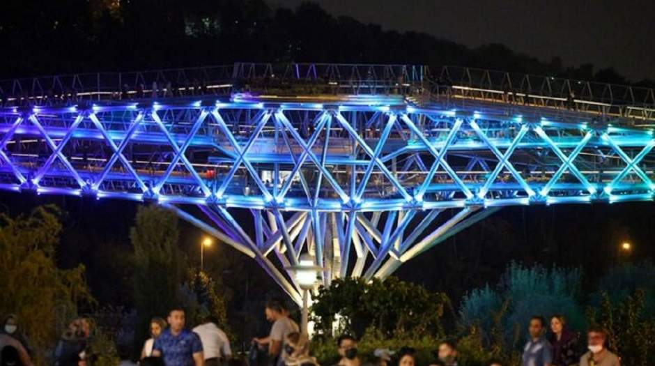 امشب در پل طبیعت تهران چه خبر است؟