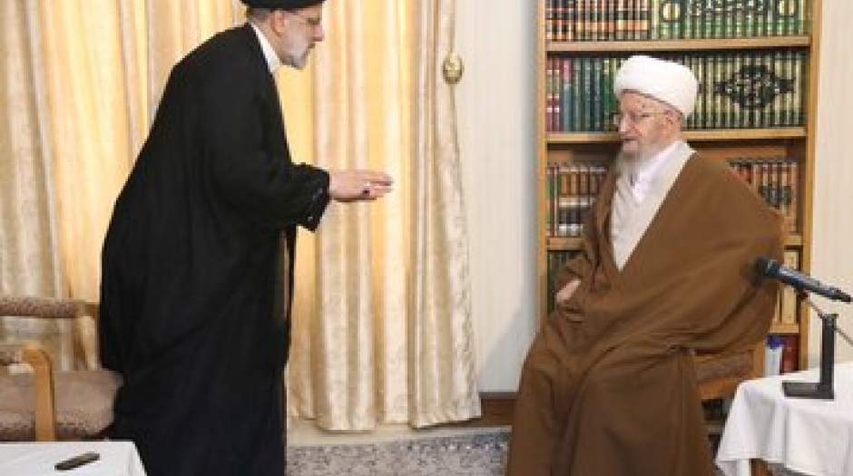 چرا دولت از انتقادات مراجع تقلید در دیدار با رئیسی دست‌پاچه شد؟