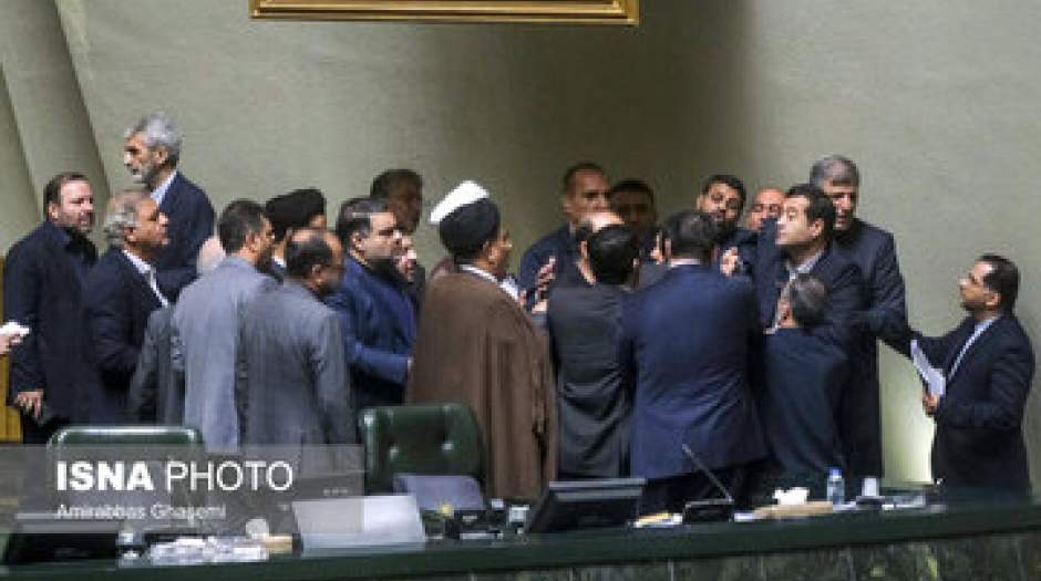 طعنه سنگین آذری جهرمی به مالک شریعتی درپی جدال امروز در صحن مجلس
