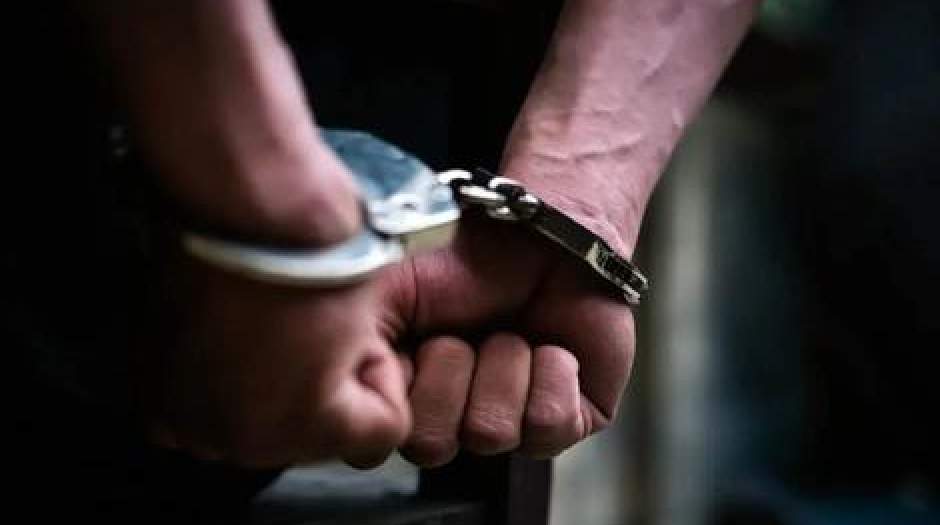بازداشت کلاهبردار ۲ میلیون و ۵۰۰ هزار دلاری
