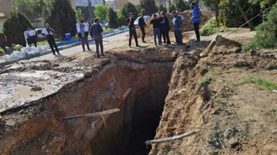 شهری که در چاله‌های خودساخته فرو می‌رود