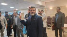 وزیر ارشاد رئیسی کاندیدای ریاست جمهوری شد /میثم نیلی و معاون اجرایی دولت او را همراهی کردند