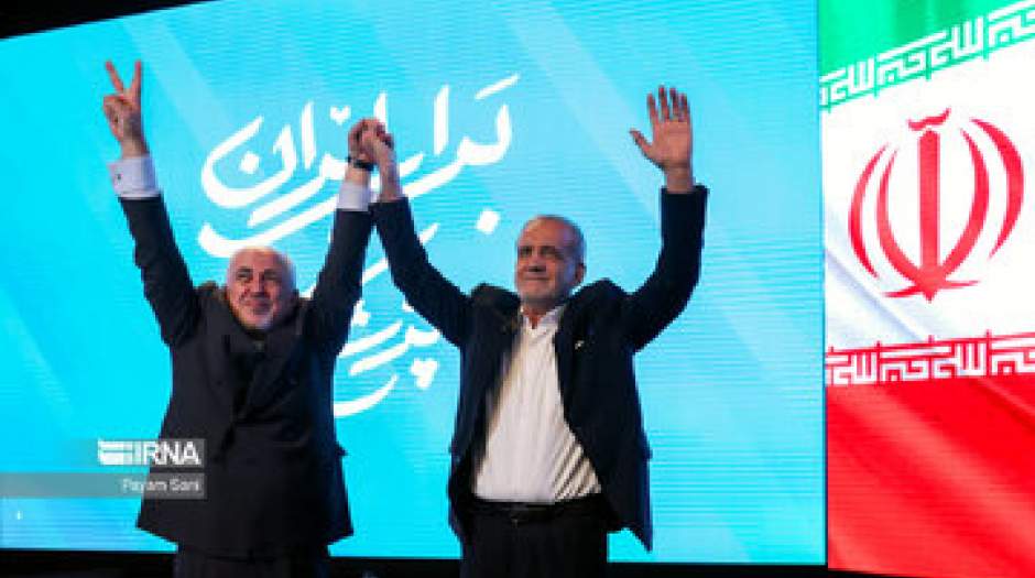 هشدار به اصولگرایان: اگر مناظره را به برجام بکشانید، پزشکیان برنده انتخابات است