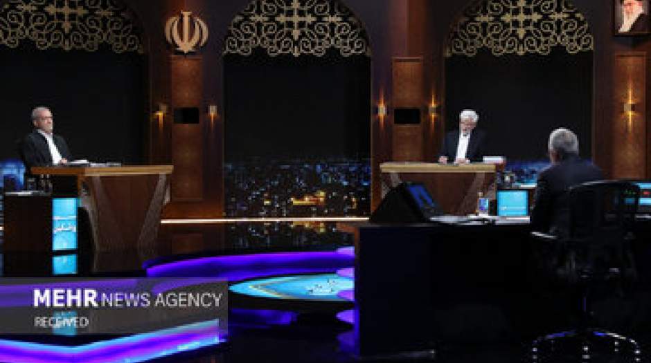 «تاکتیکِ احمدی نژادی» جلیلی مقابل لبخندهای پزشکیان در مناظره آخر
