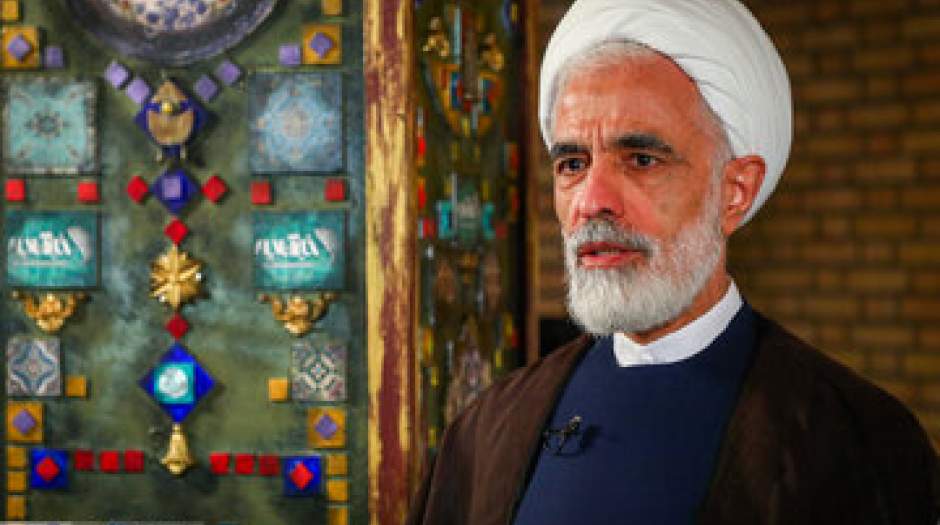 انصاری: فروش نفت قاچاقی و خرید گندم قاچاقی از کشتی‌های دوره‌گرد برای هیچ کشوری عزت نیست