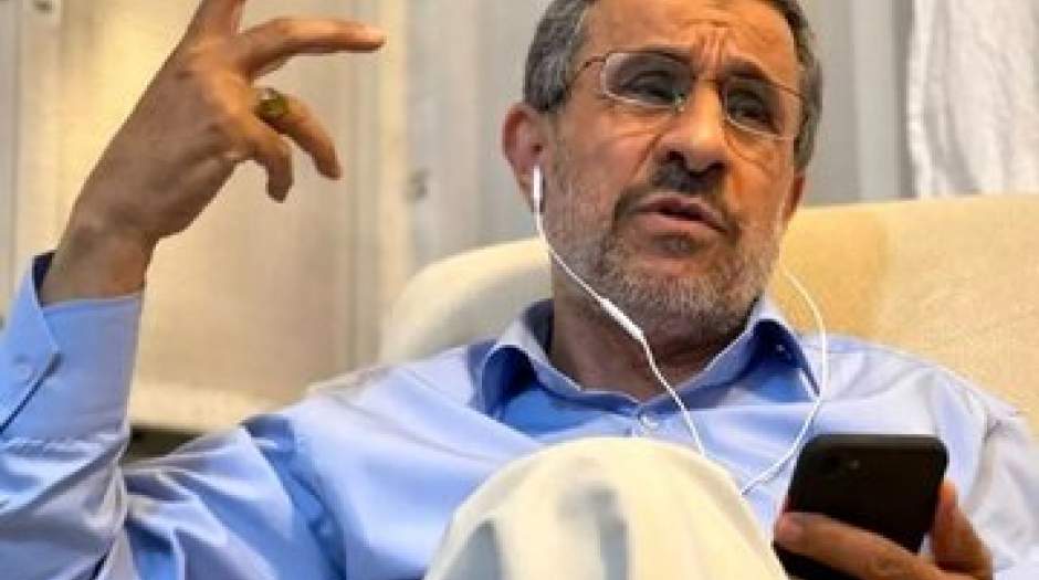 انتشار عکس‌های هنری از احمدی‌نژاد در توپکاپی استانبول از سوی رسانه نزدیک به او