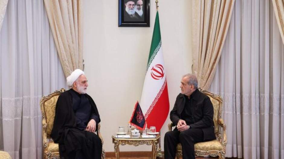 در دیدار با رئیس جمهور منتخب: برای گسترش عدالت اجتماعی با دولت همکاری می‌کنیم