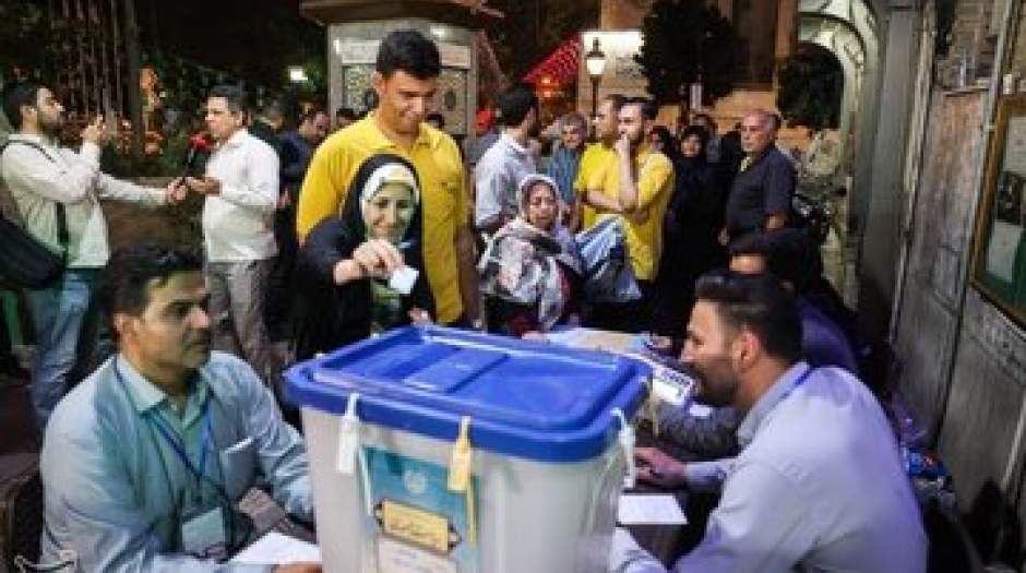 روزنامه جوان: رهبرانقلاب از ۵ سال اول دولت روحانی به خاطر آرامش کشور تشکر کردند