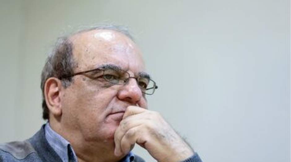 انتقاد تند عباس عبدی از حدادعادل