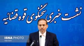 اگر «ترانه علیدوستی» ادعایی دارد شکایت کند