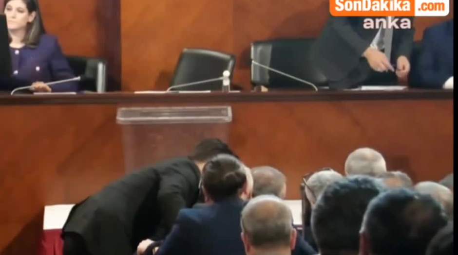 شهرداری استانبول در کنترل رقیبان اردوغان