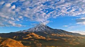 طلوع خورشید برفراز دماوند؛ تماشا از توچال  <img src="/images/video_icon.gif" width="16" height="13" border="0" align="top">