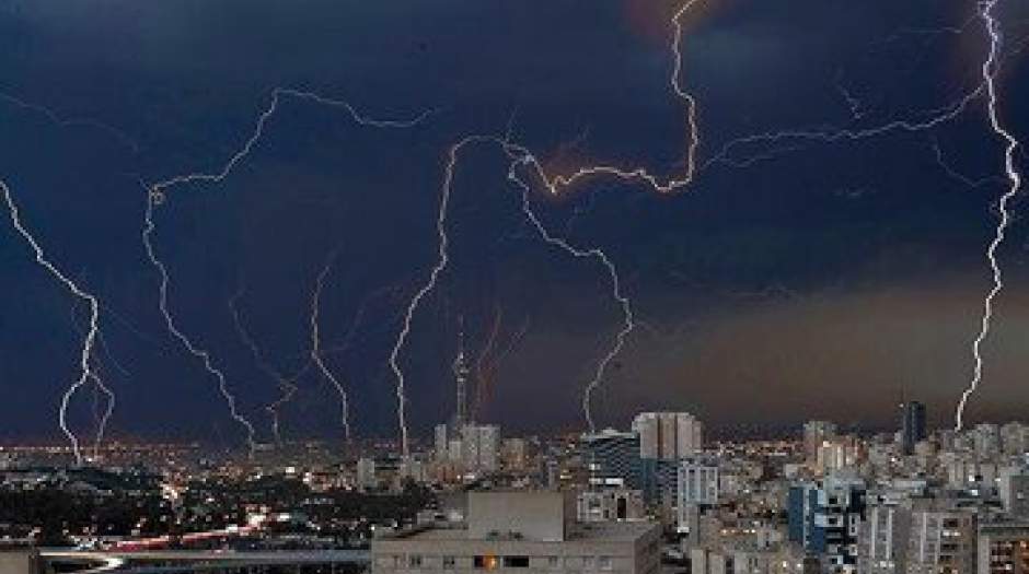 ۲۱ استان در معرض رگبار باران و رعد و برق شدید