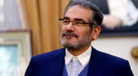 شمخانی: وزیر خارجه ایران با اختیارات کامل برای مذاکره غیرمستقیم با امریکا، راهی عمان است