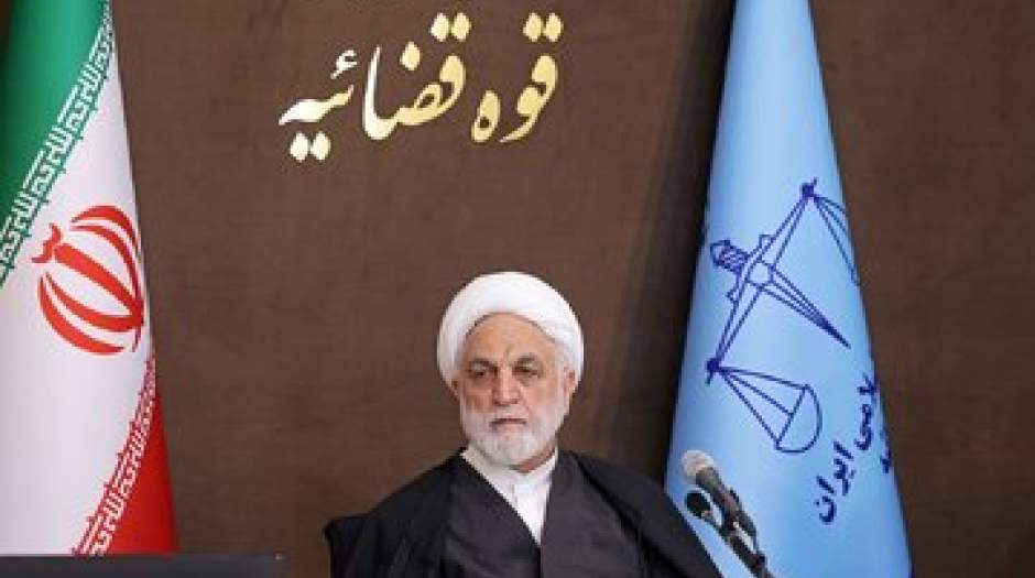 محسنی اژه‌ای: طبری تبرئه نشد؛ چرا حرف بی‌دلیل می‌زنید؟