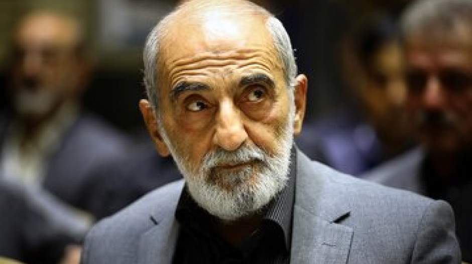 نسخه تکراری حسین شریعتمداری: تنگه هرمز را ببندیم، از ان‌پی‌تی هم خارج شویم